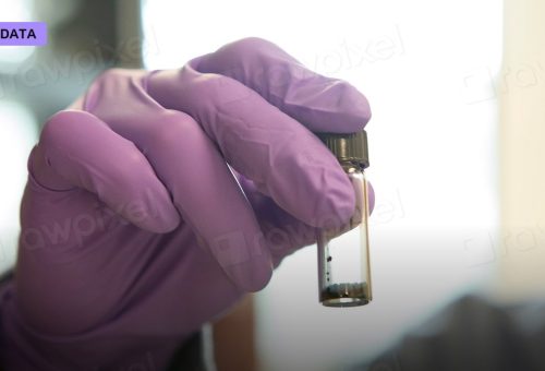 Artificial Photosynthesis Splits Water With Sunlight